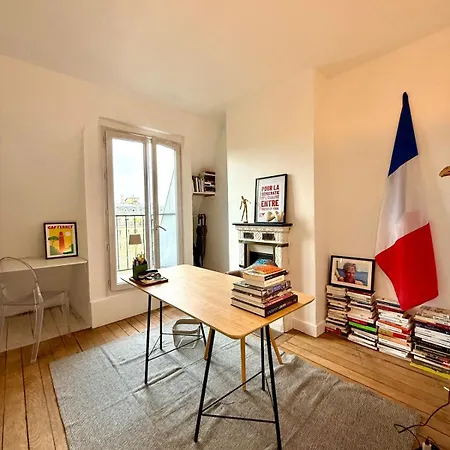 Place De La République Parigi
